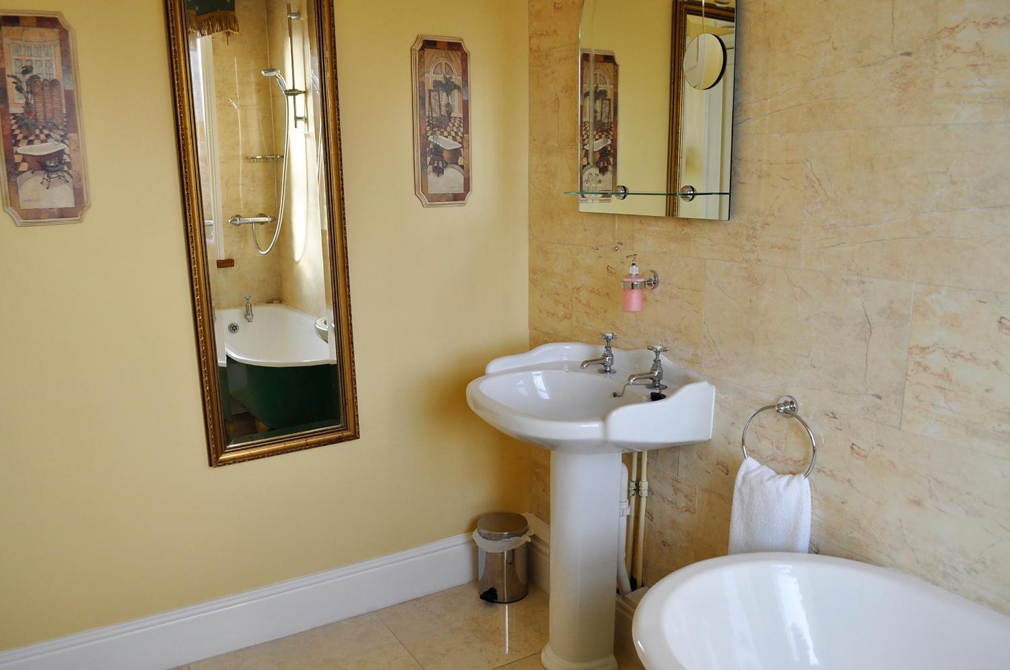 Highfield House Guesthouse Trim Eksteriør bilde